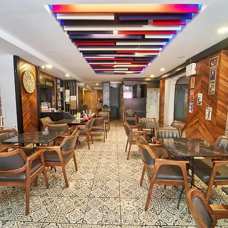 Sirkeci فندق *