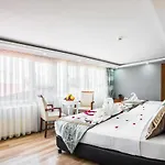 Sirkeci Hotel *