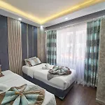 Sirkeci Szálloda *